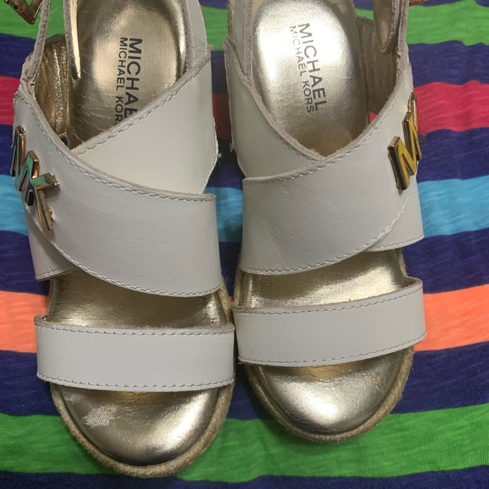Sandals - Picture 7 of 7